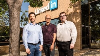 Microsoft cumpără LinkedIn. Valoarea tranzacţiei este uriaşă şi va fi plătită în numerar