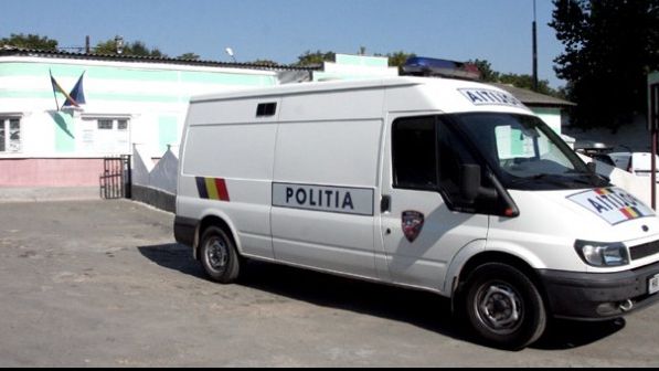 Raport Avocatul Poporului: Viaţa unui deţinut a fost pusă în pericol de angajaţii de la Poarta Albă