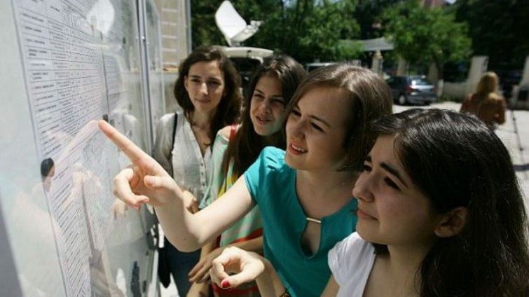 Se schimbă modul în care se face ADMITEREA LA LICEU în 2017. Anunţul făcut de Ministerul Educaţiei