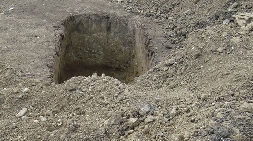 Au găsit un cimitir vechi de 2.000 de ani. Când au săpat mai mult, șoc. Cine era îngropat
