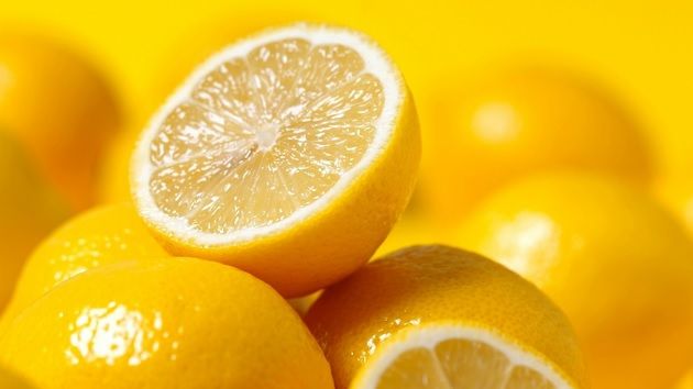 Cea mai rapidă cură de slăbire: dieta cu lămâi. Cum să slăbeşti un kilogram pe zi