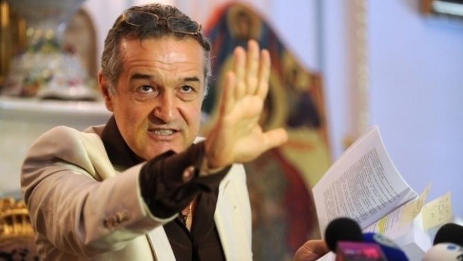 Ce lovitură! A venit anunțul așteptat de fanii FCSB: "A semnat cu noi". Jucătorul a confirmat