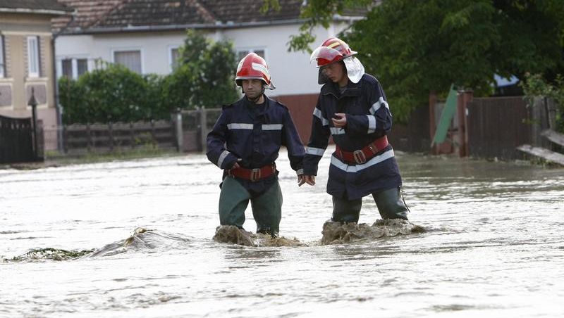Cod galben de INUNDAŢII în mai multe judeţe din ţară. Harta zonelor afectate. UPDATE