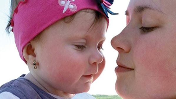 SURPRIZĂ! La ce facultate a intrat "eleva-mămică" din Vaslui, care a luat 9,96 la BAC 2016