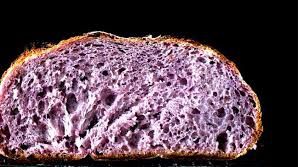 Pâinea violet, super-alimentul care previne o mulţime de boli