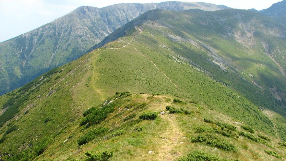 Accident grav în Parâng: Doi bărbați răniți după ce au căzut din telescaun
