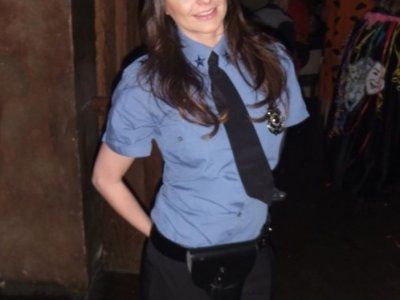 ANCHETĂ după apariţia unor imagini cu două infirmiere, îmbrăcate în uniformă de poliţiste