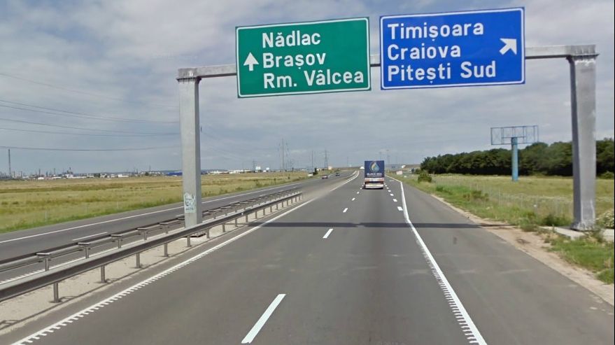 Traficul pe A1 București-Pitești a fost blocat din cauza unui incendiu de vegetaţie