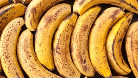 Şi-a făcut un ceai din coji de banane, înainte de culcare. Nu se aştepta la un asemenea efect
