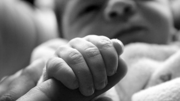 Un celebru cântăreţ american, tată pentru a 15-a oară!