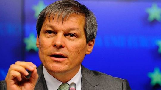 Cioloș: Secțiile de votare în diaspora vor fi suplimentate. Vom adopta o OUG săptămâna aceasta