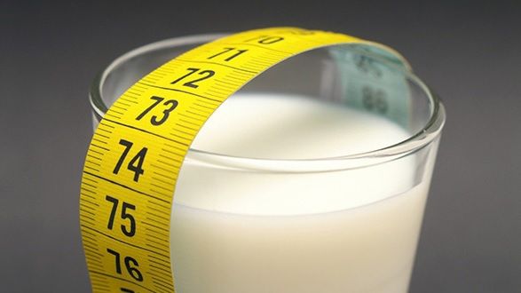 Tot ce trebuie să ştii despre dieta cu LAPTE: slăbeşti 6 kg în 9 zile
