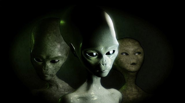 Şi-a dat seama că a fost răpită de extratereştri după ce a văzut ASTA! Imaginile au ajuns virale! 