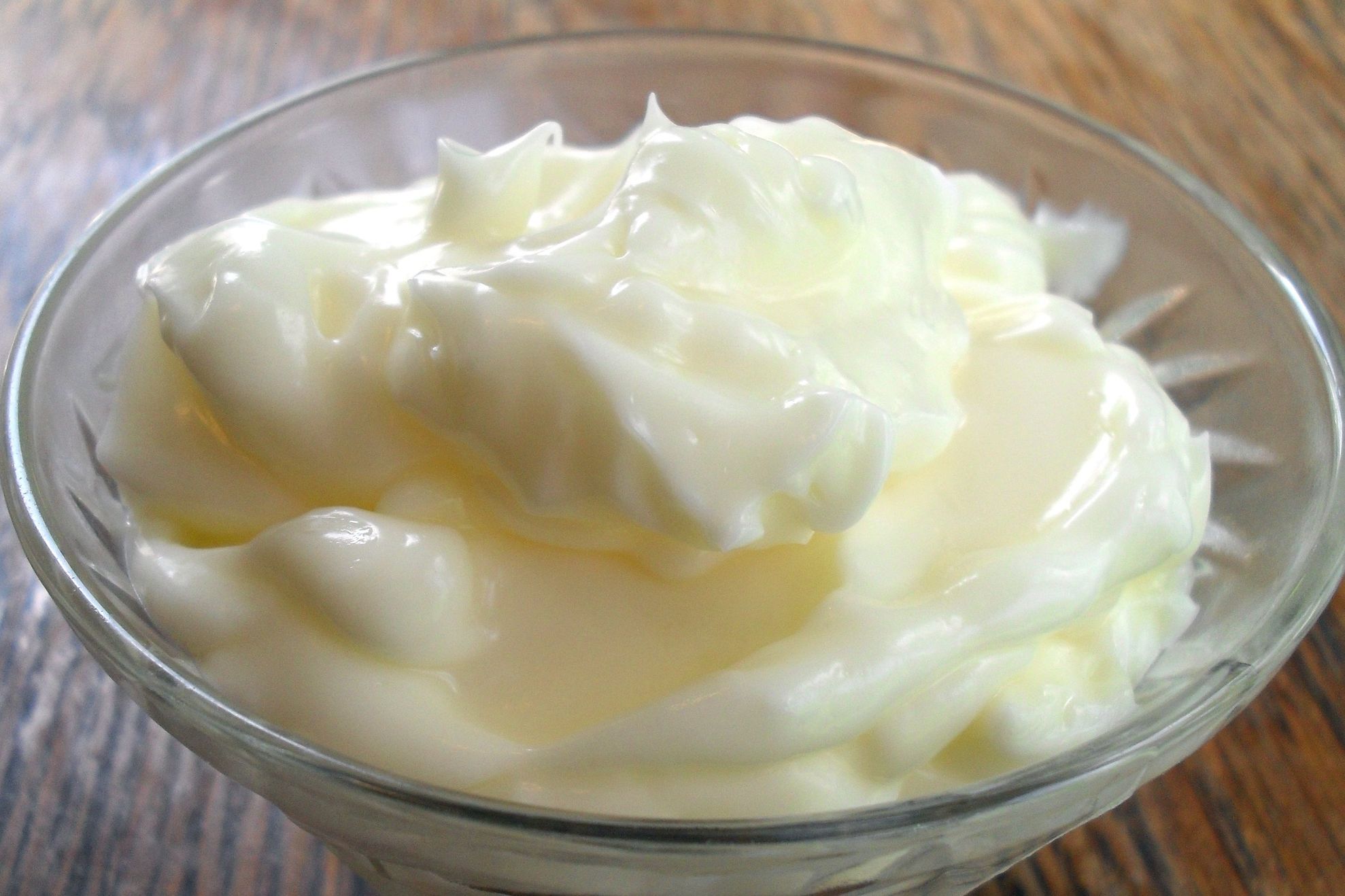 Așa prepari o delicioasă maioneză de post. Ingredientul care poate înlocui ouăle