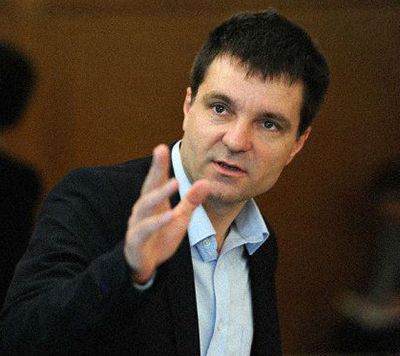 Credeţi că partidul lui Nicuşor Dan va avea şanse să intre în Parlament, la alegerile din acest an?