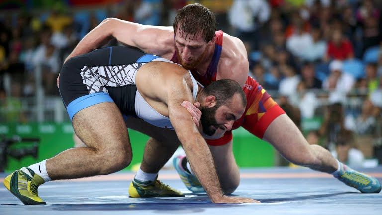 Încă o medalie pentru România la Jocurile Olimpice. Albert Saritov a cucerit bronzul la lupte libere