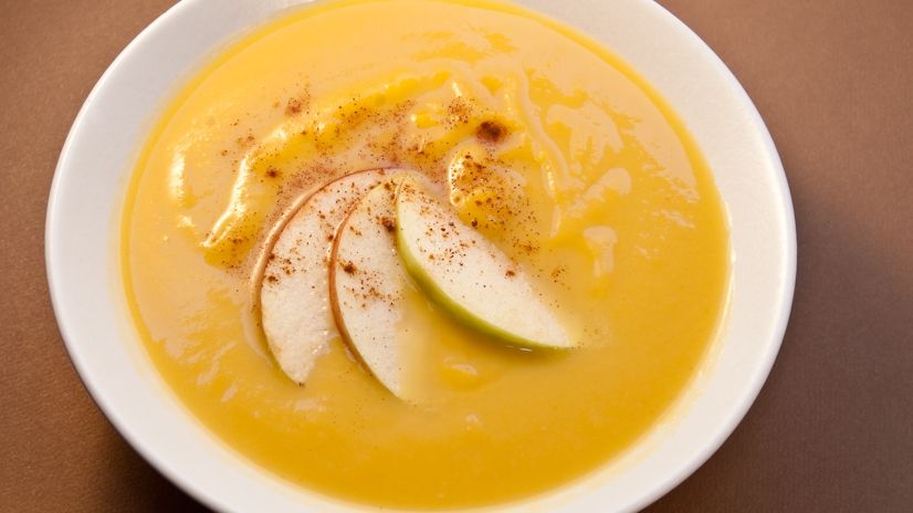 Ce se întâmplă dacă pui o bucată de măr în supă 