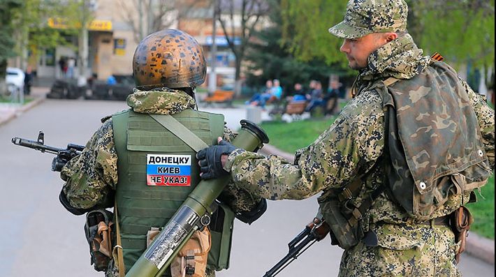 Rusia reacţionează DUR la ştirea că SUA ar putea trimite armament în Ucraina