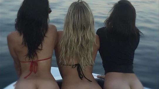 Fotografia incendiară postată de o actriţă celebră pe Instagram! Fanilor nu le-a venit să creadă!