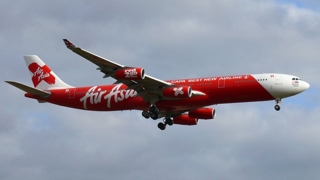 Gafă de zile mari a unui pilot:a decolat din Sydney, dar a introdus greşit longitudinea.Unde a ajuns