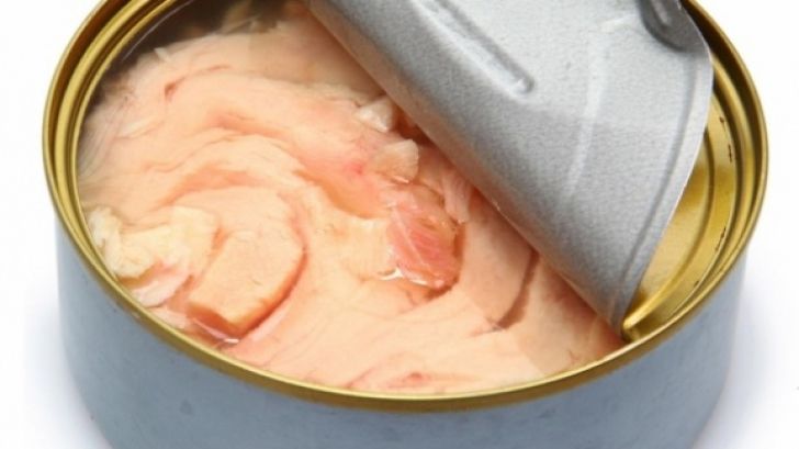 Ce se găsește DE FAPT în conserva de ton. Nu vei mai mânca niciodată!