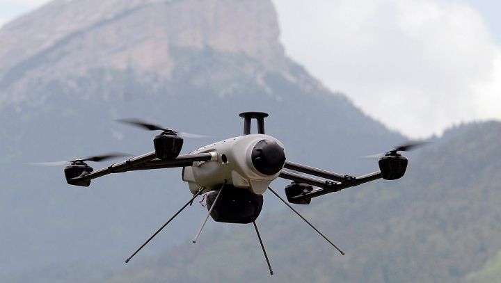 eMAG. Cât costă cele mai bune modele de drone 