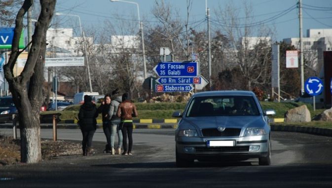 Incendiu pe centura oraşului Brăila. Traficul este blocat!