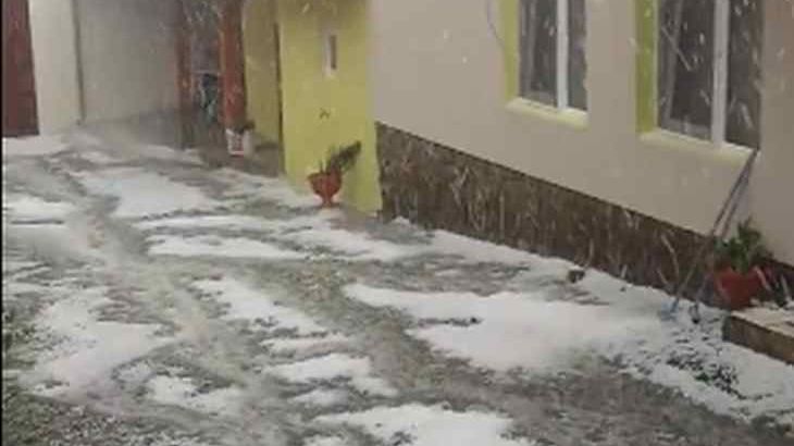 Grindina a făcut ravagii în judeţul Alba! Cod galben de vreme rea