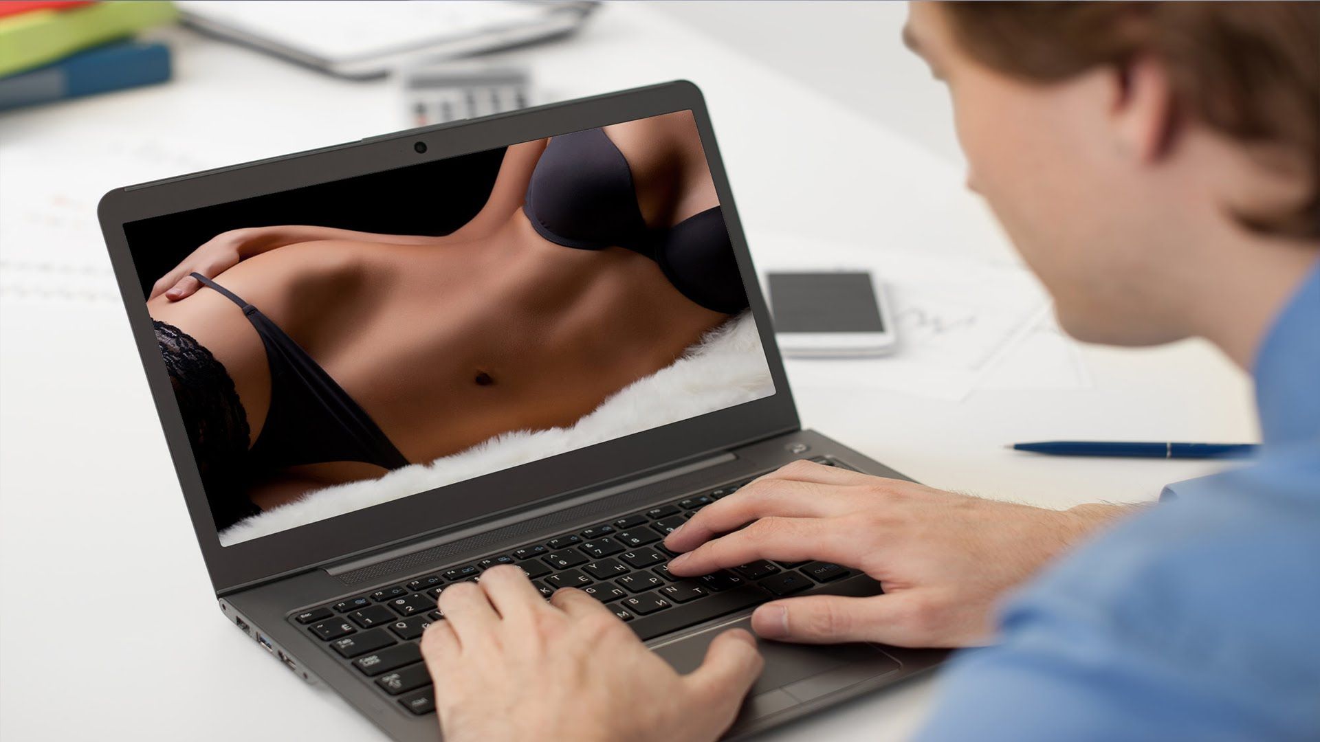 Te uiţi la filme porno? Descoperirea unui reputat neurolog te va pune pe gânduri