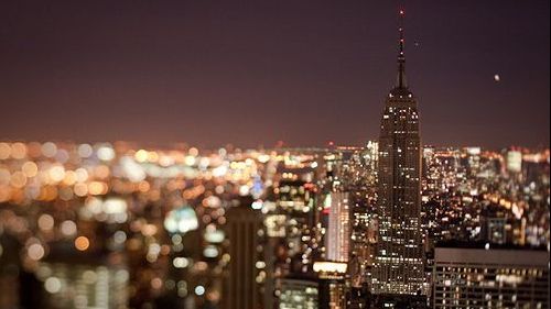 Au privit spre cer și au rămas șocați. Ce a apărut, brusc, foarte aproape de ei