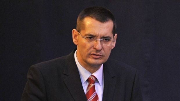 Tobă, după prezentarea demisiei: Am fost permanent atacat, încă din primele zile, pe motive politice