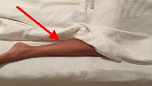 Incredibil! Ce se intampla daca dormi cu un picior neacoperit