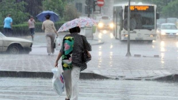 Capitala, mai puţin afectată de inundaţiile după ploile torenţiale. Care sunt motivele