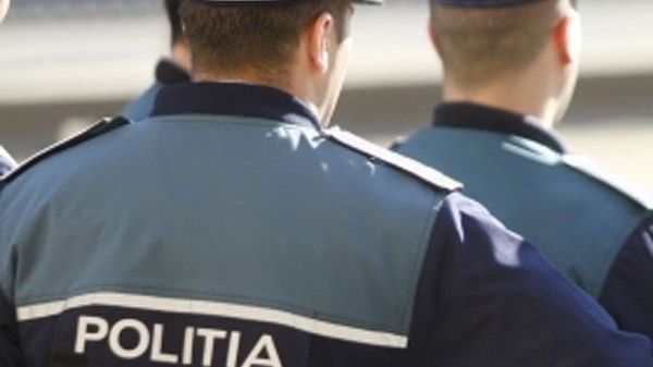 Şef din Poliţie, reţinut de DIICOT într-un dosar de trafic de persoane. Cerea favoruri sexuale 
