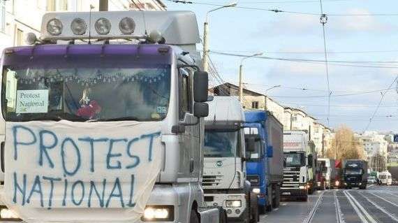 Trafic restricţionat în Capitală, până la 17.00, pentru protestul transportatorilor