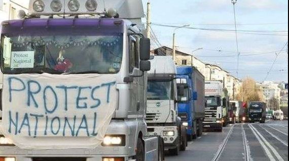 De ce credeți că nu s-au implicat până acum autoritățile în scandalul tarifelor RCA?