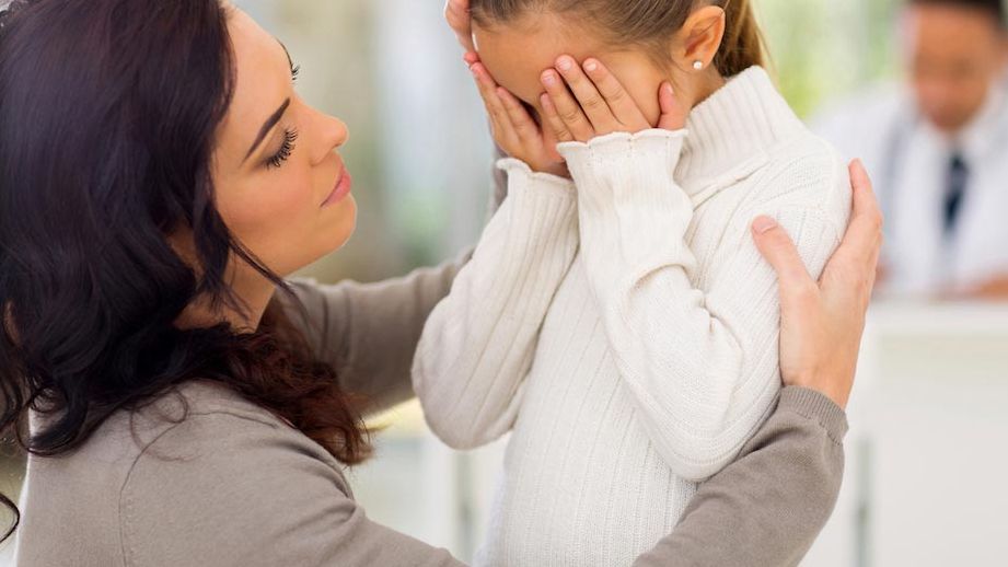 Ce să-i spui copilului când nu vrea să meargă la școală. Funcționează de minune