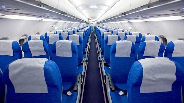 Dezvăluirea unei stewardese. Unde să nu stai vreodată în avion. Puțini știau asta