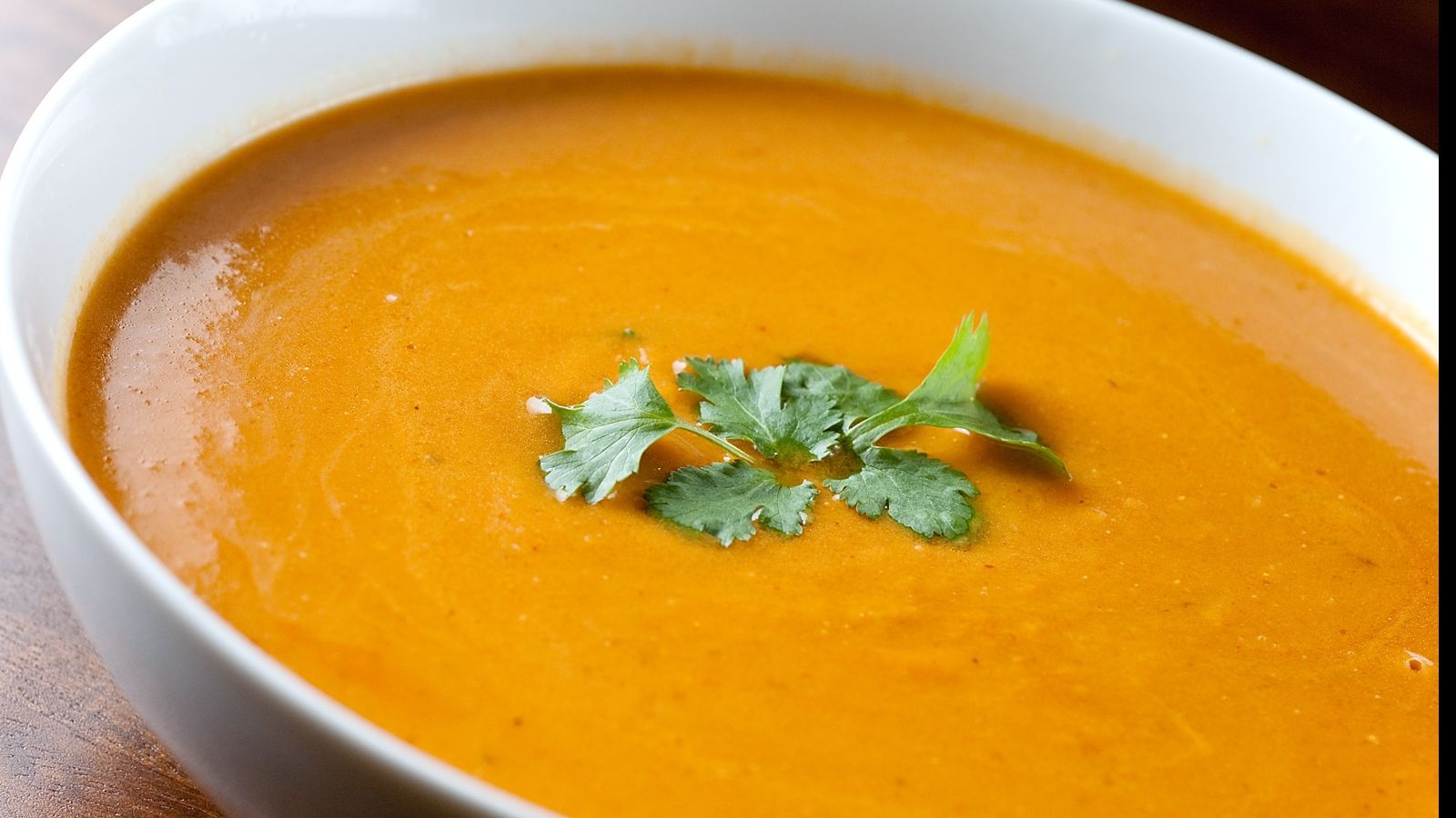 Secretul supei perfecte. Adaugă în ea aceste 4 ingrediente