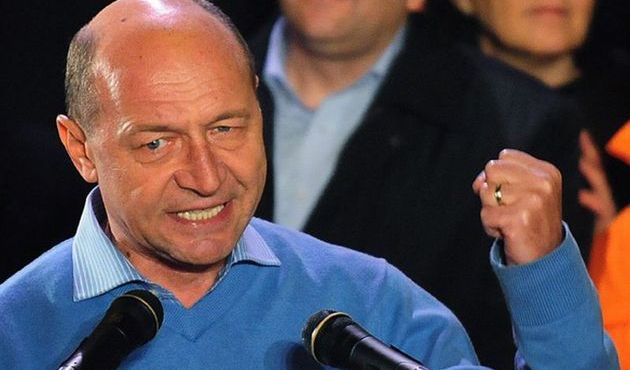 Băsescu a ,,evaluat'' șansele PNL ''Sub 30% dacă rămân cu tandemul Gorghiu - Blaga''
