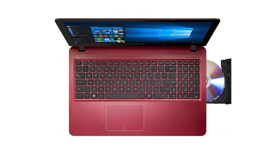Reduceri importante la mai multe laptopuri