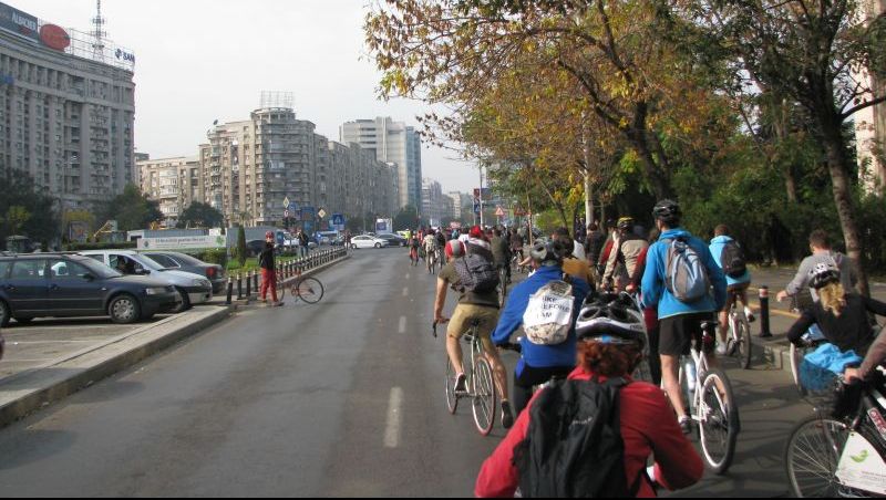 Propunere USR: Amenzi mai mici pentru biciclişti