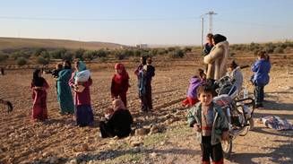 UNICEF: O școală din trei este închisă în timp ce luptele fac ravagii în Siria 