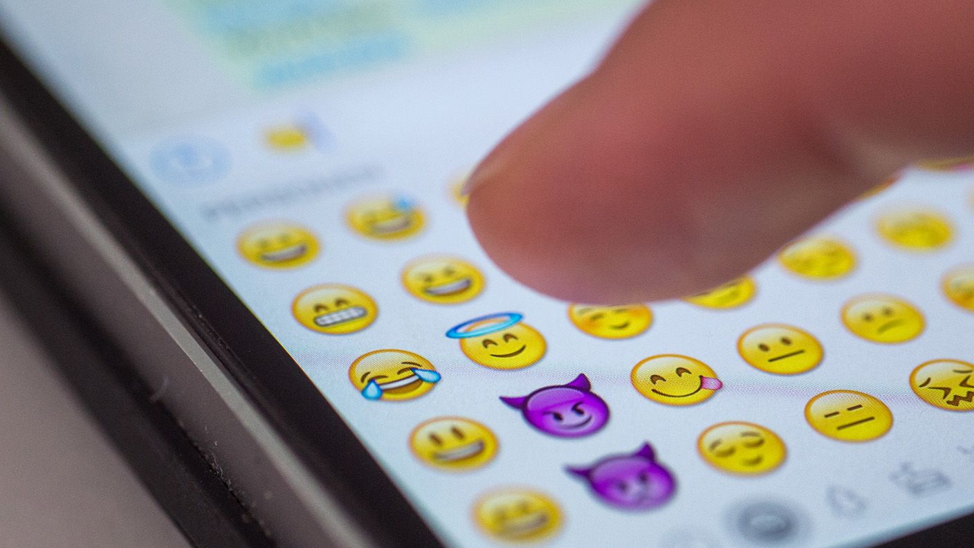 Folosești acest emoticon? Ascunde un secret sinistru