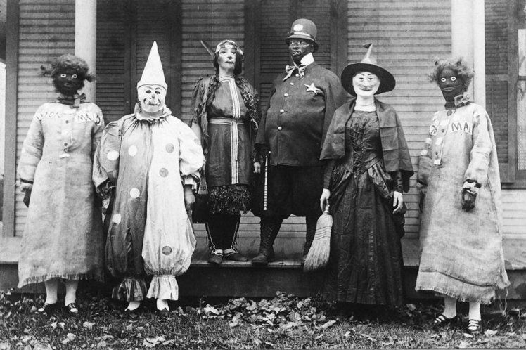 Halloween 2016. Costumele anilor '20 arătau înspăimântător 