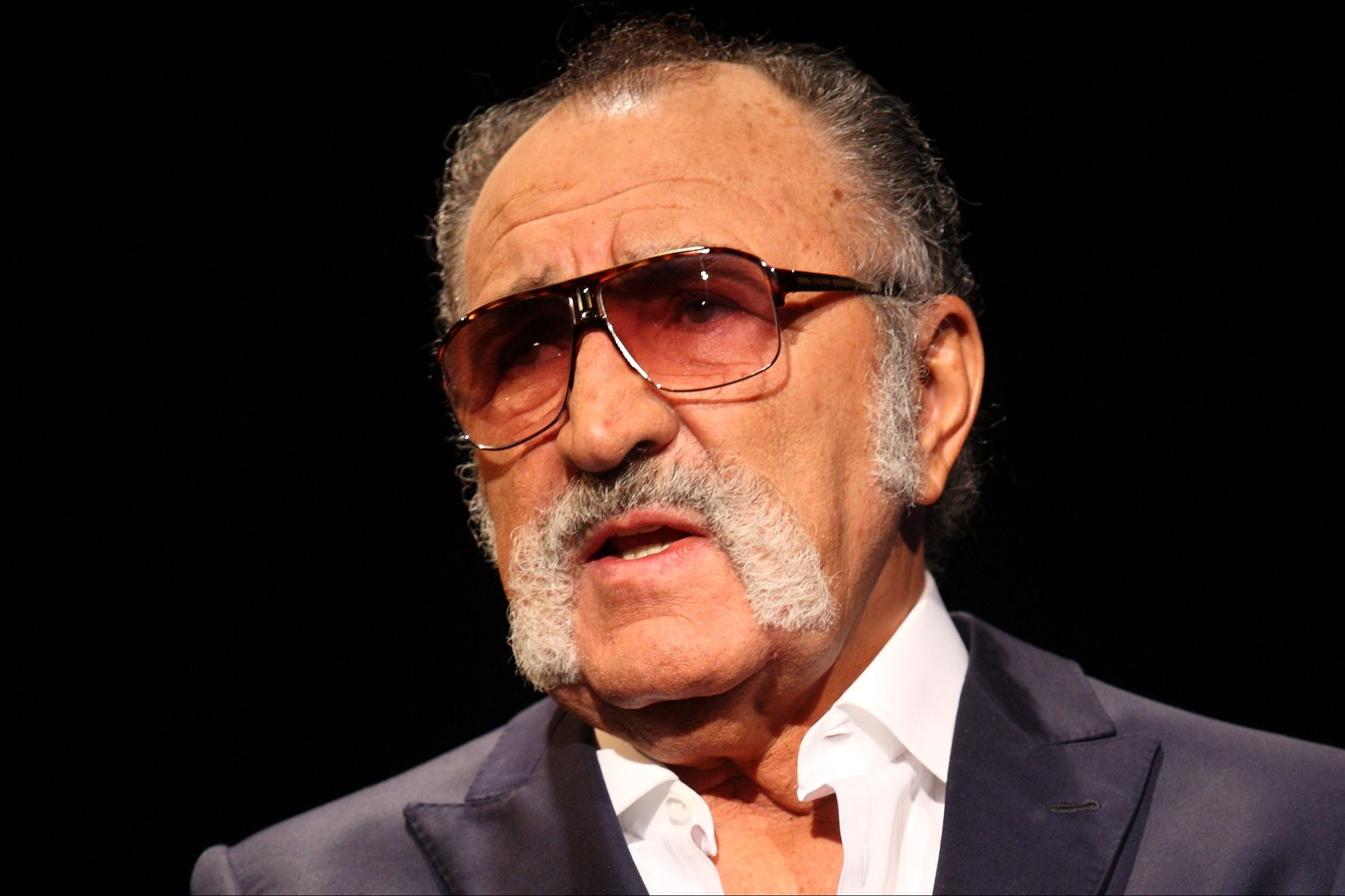 Ion Ţiriac atrage atenţia: Să facem sport, ne apropiem de genocid împotriva tinerilor!