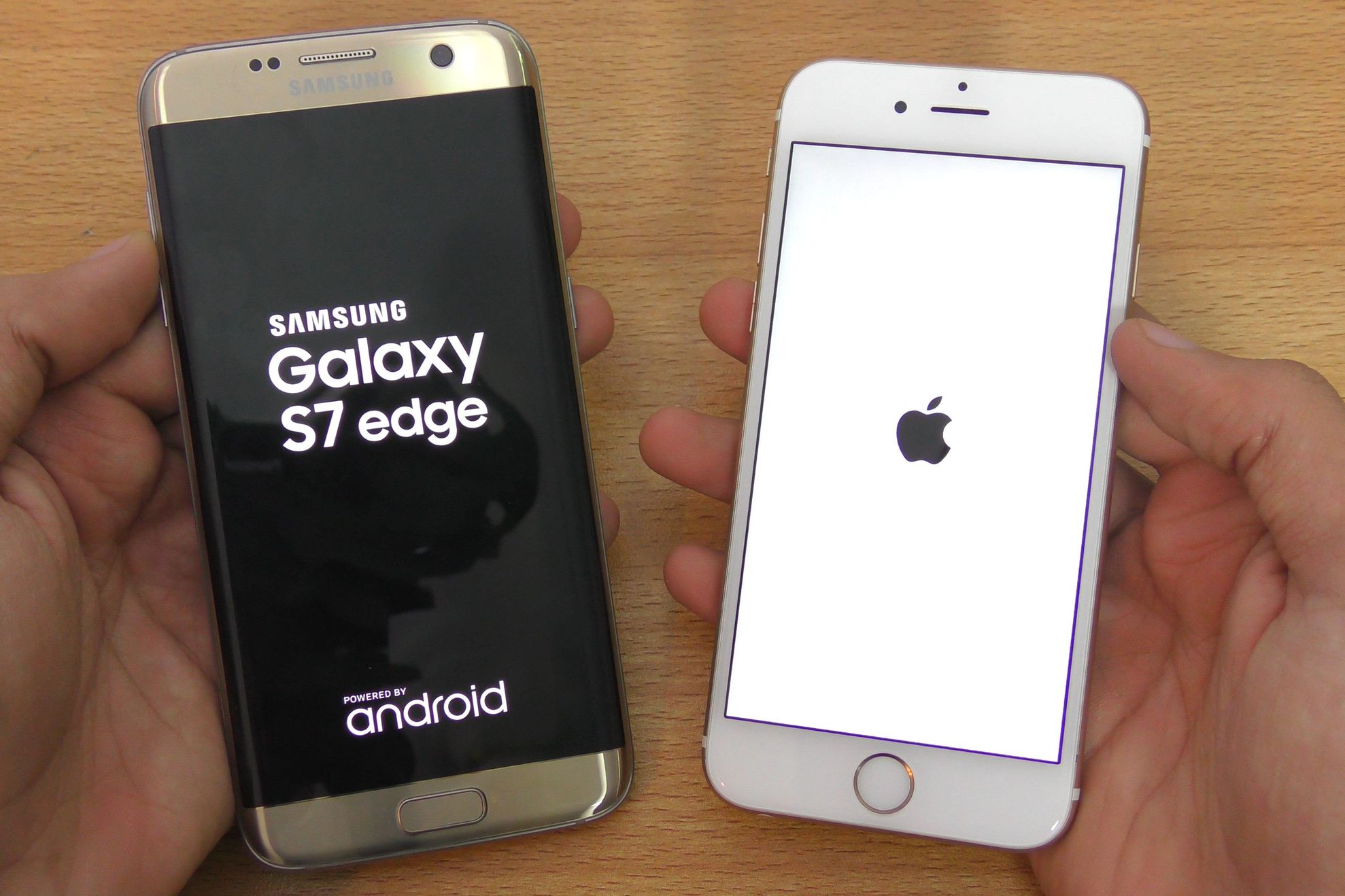 Ce se întâmplă dacă îngheți un iPhone 7 și un Samsung Galaxy S7 în ketchup 19 ore