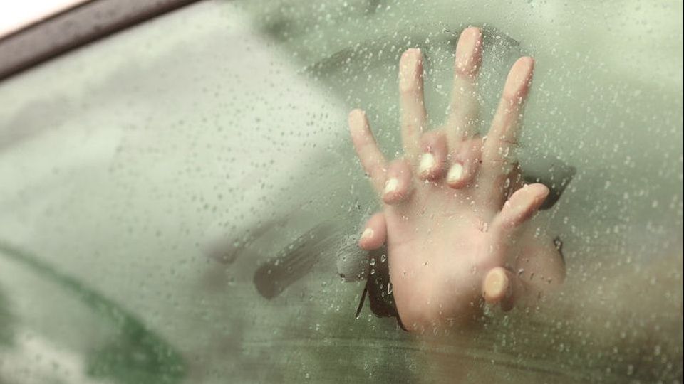 Ghidul ştiinţific al amorului în maşină. Cum poţi avea parte de o experienţă de neuitat