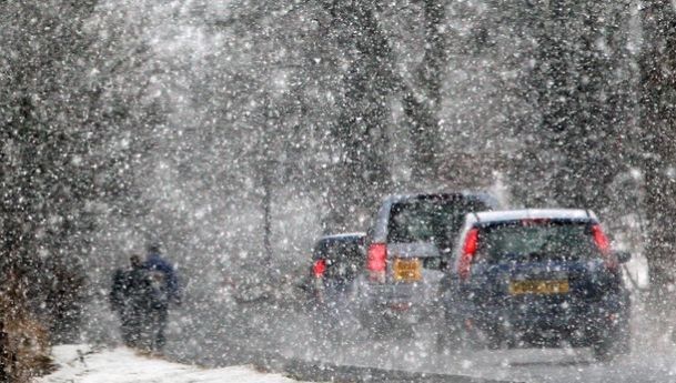 ALERTĂ METEO: ninsori VISCOLITE şi ploi