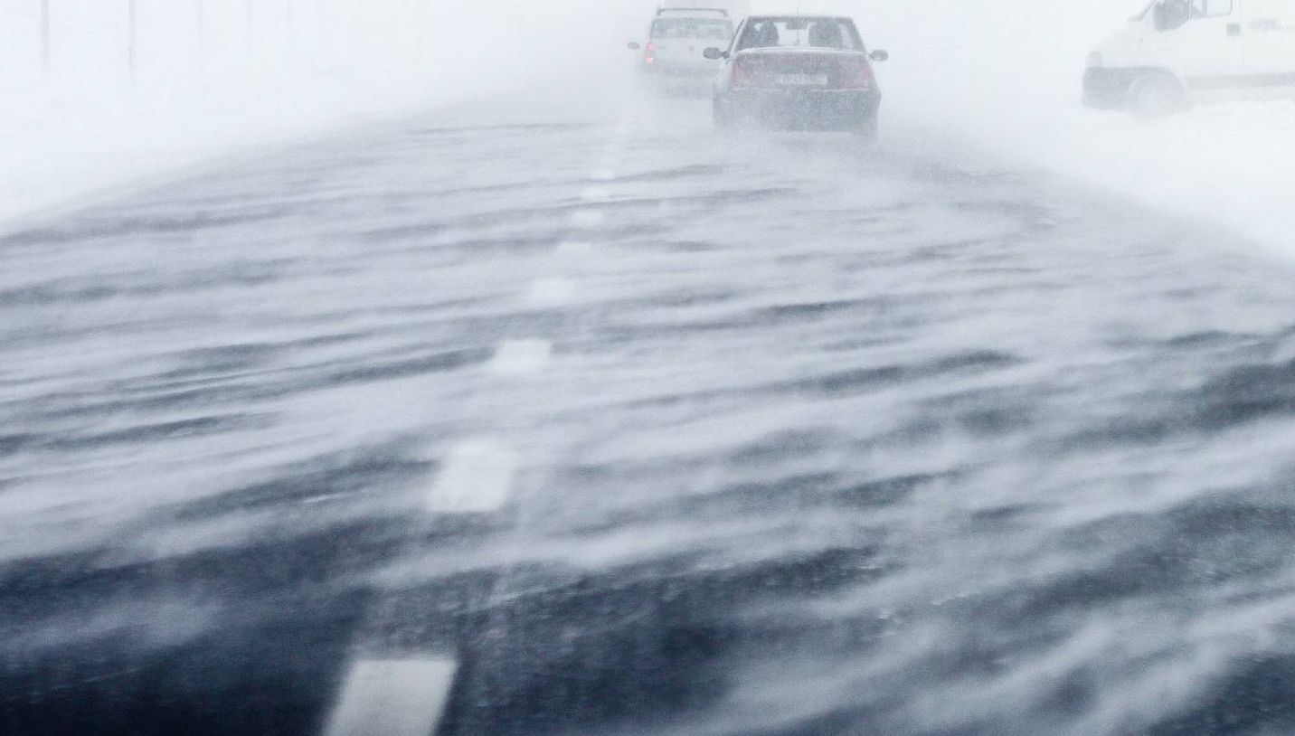 În Harghita se circulă în condiţii de iarnă